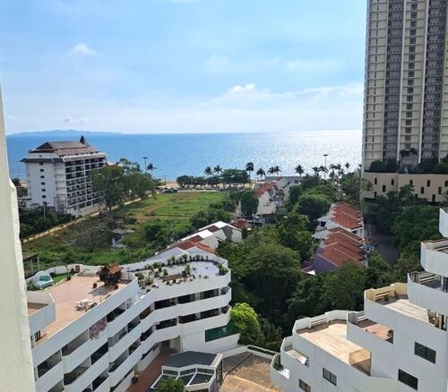 Jomtien Beach Paradise, 38.42 sqm studio 10th floor sea view
