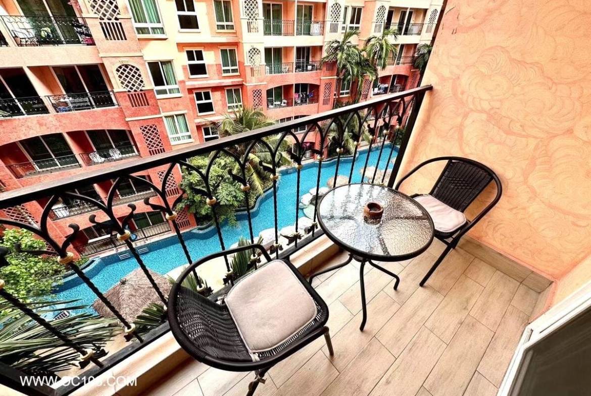 Seven Seas Resort, 36.65 sqm 1 bed 8th floor pool view