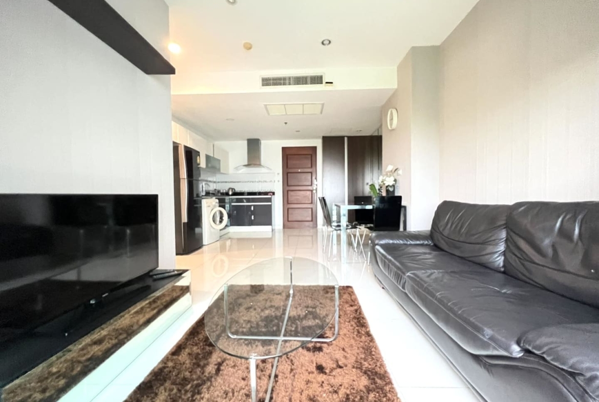 The Axis, 69 sqm 2 bedrooms 9th floor mountain view