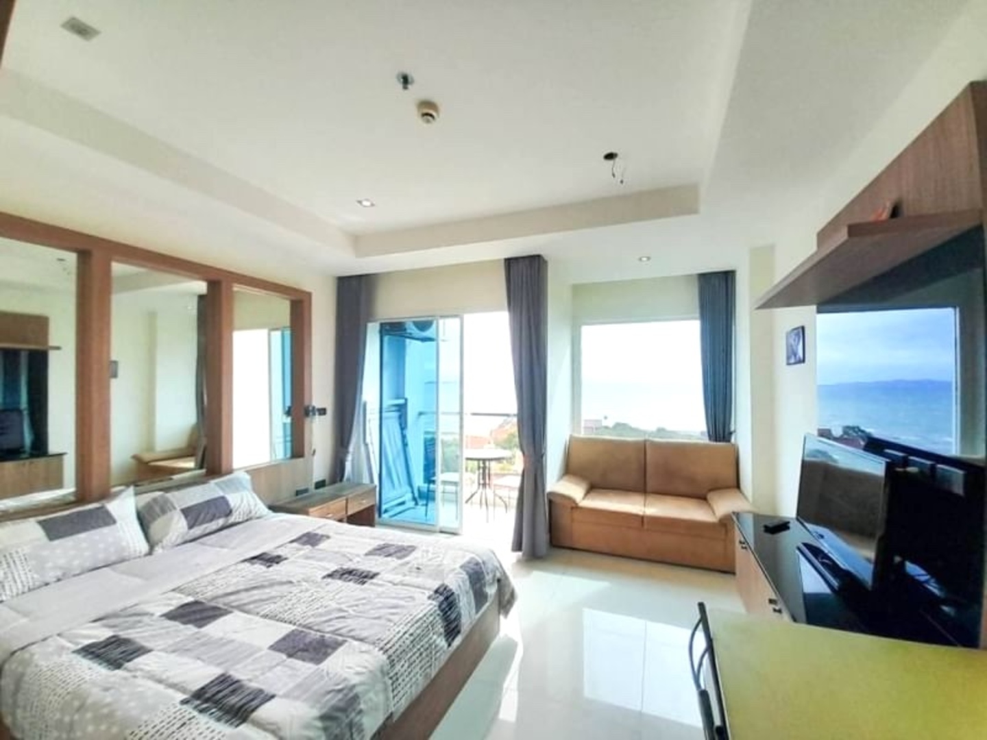 Nam Talay Condo