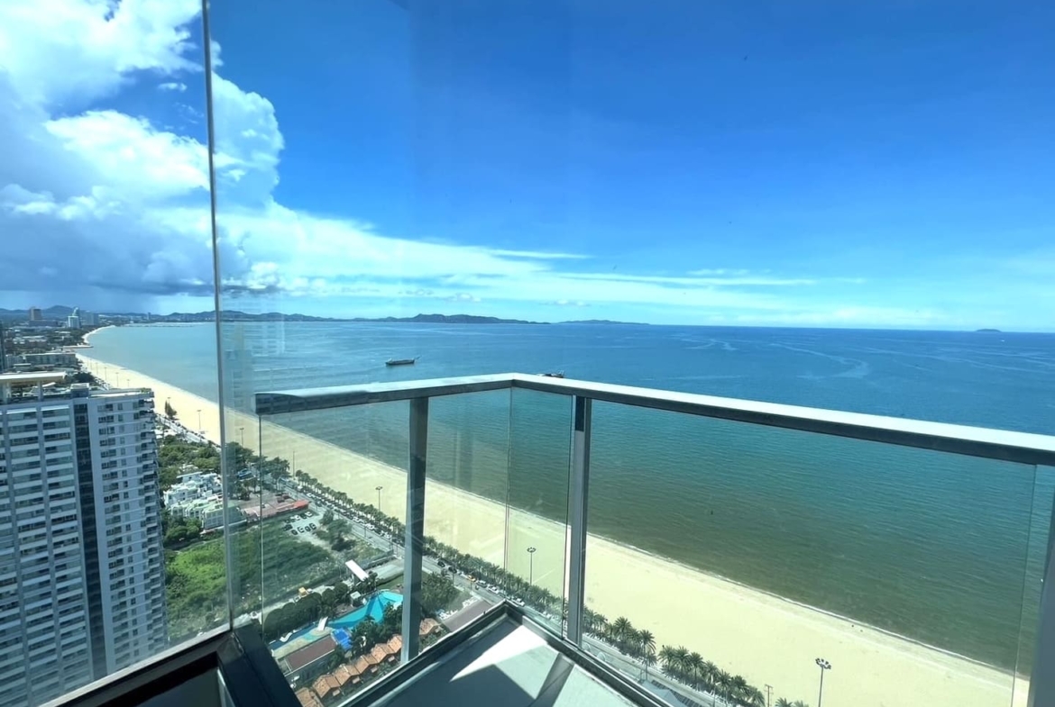 Aeras, 54.6 sqm 1 bedroom 32nd floor magnificent sea view