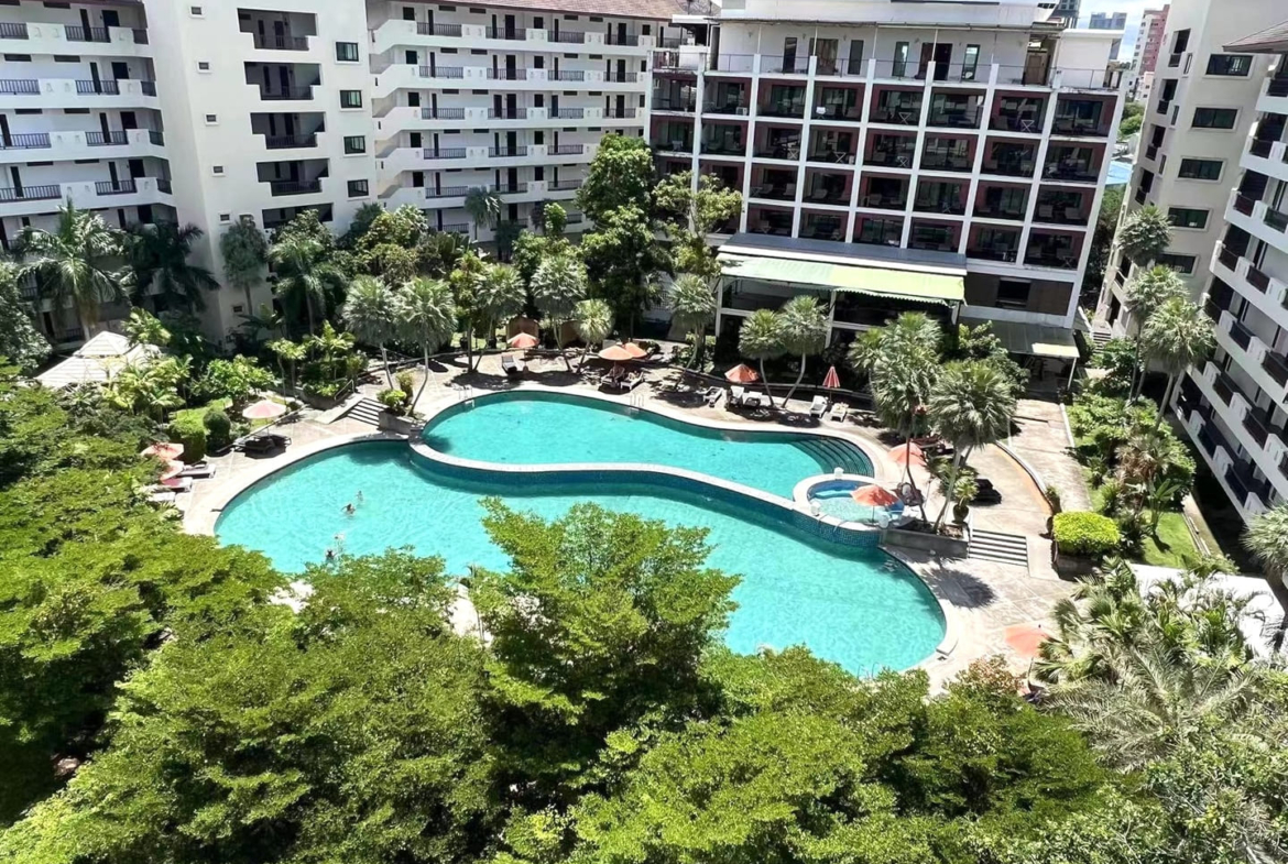 Royal Hill Resort, 54 sqm 1 bedroom Pool view, Urgent sale