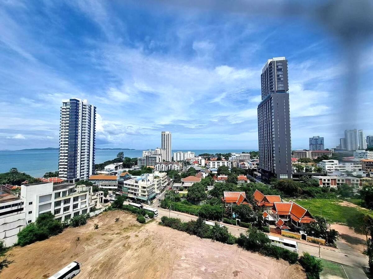 View Talay 3B, 48 sqm studio 12th floor sea view