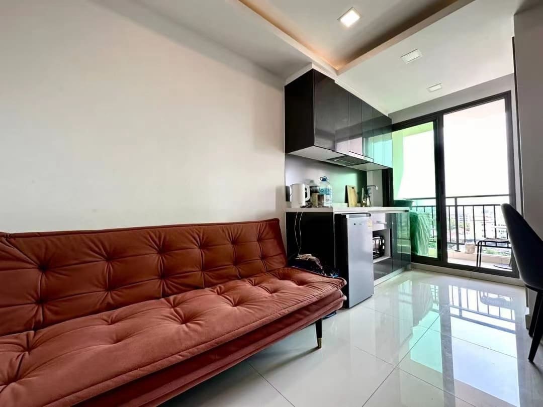 Arcadia Beach Continental