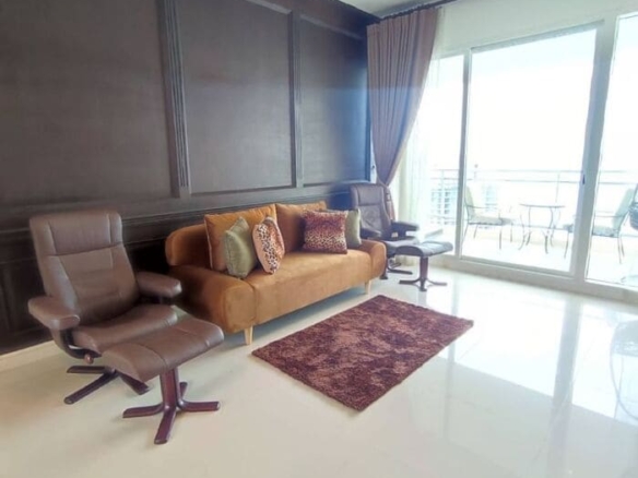 Reflection Jomtien Beach