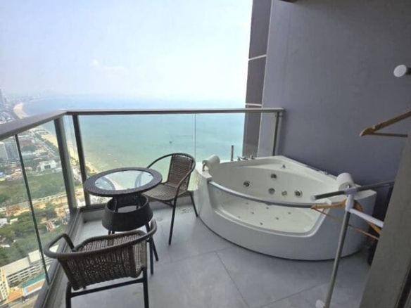 Copacabana Beach Jomtien