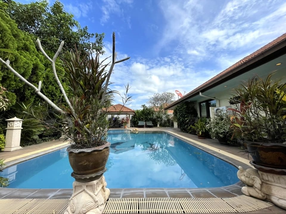 Grange Park Villas