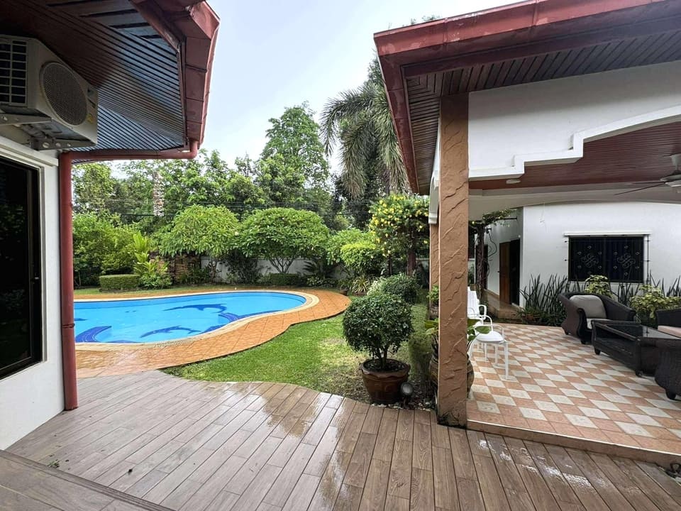 Land 750 sqm 3 bedrooms pool villa, near Mabprachan Lake