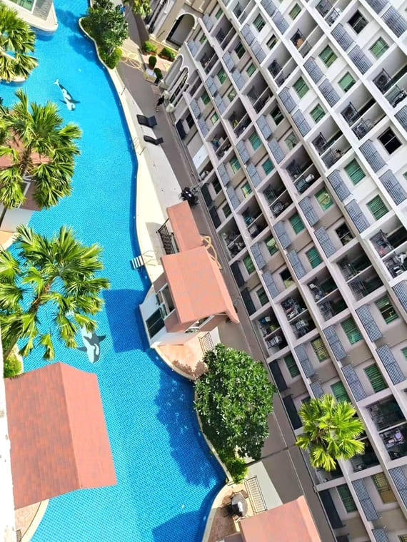 Arcadia Beach Continental