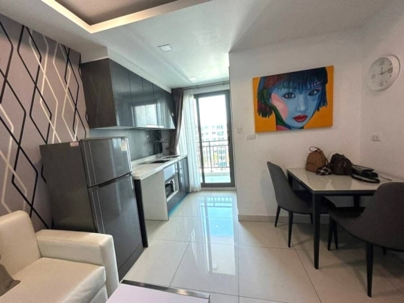 Arcadia Beach Continental