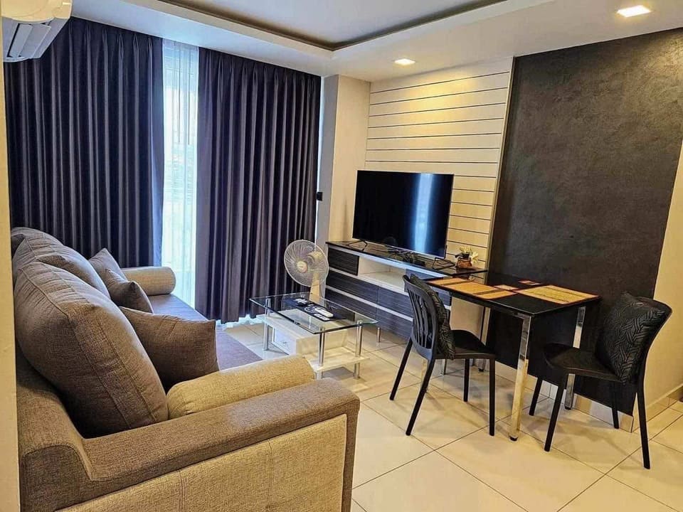 Hyde Park Residence 2