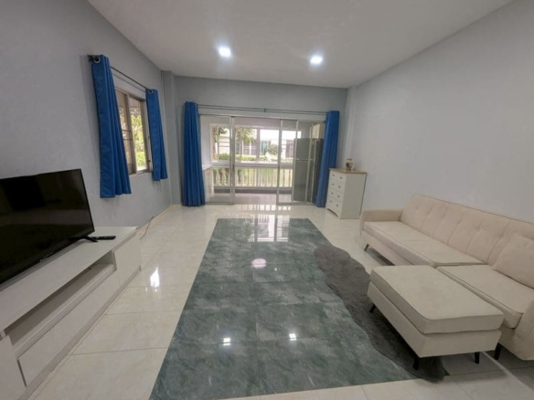 Baan Suan Lalana 班苏安罗娜，59平米1居室1楼庭院景