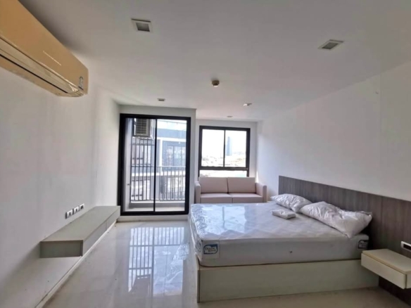 The Urban Attitude 城市态度，29平米开间8楼城市景