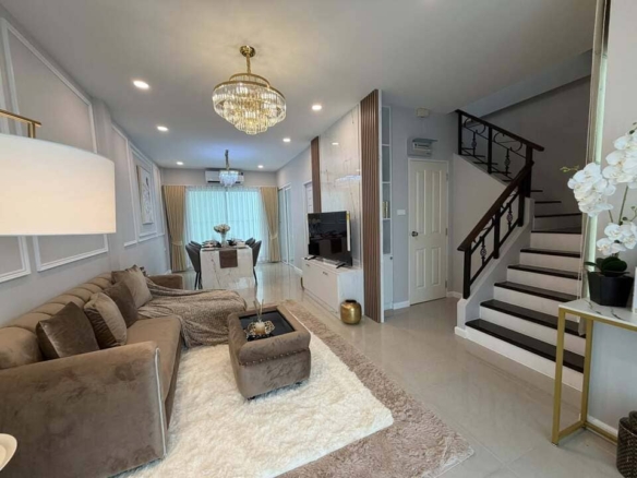 Sansuk Town，占地78平米3居室二层联排别墅