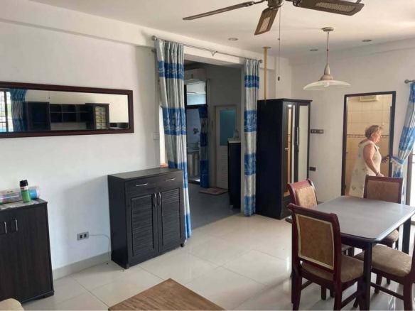 市中心｜9 Karat Condo 9克拉公寓， 现有4套27平米开间泳池景