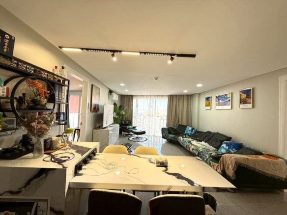 Royal Hill Resort, newly renovated 138 sqm 3 beds 4 floor city view