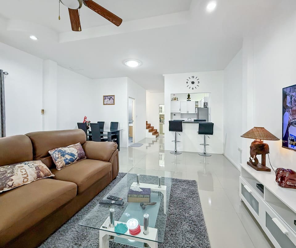 552622507_790056113954205_345429678505911586_n-Photoroom