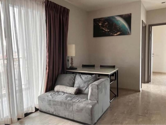 The Base 贝斯公寓，51平米2居室B11楼小片海景