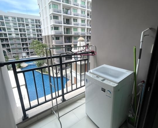 1BR Condo at Arcadia Beach Continental | 27 sqm | 4th Floor | Pool View