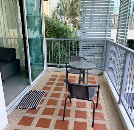 Diamond Suites , 62 sqm 2 bedrooms 2nd floor courtyard view