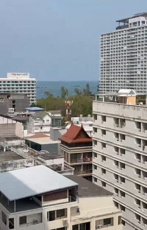 The Base 贝斯公寓,51平米2居室B11楼小片海景