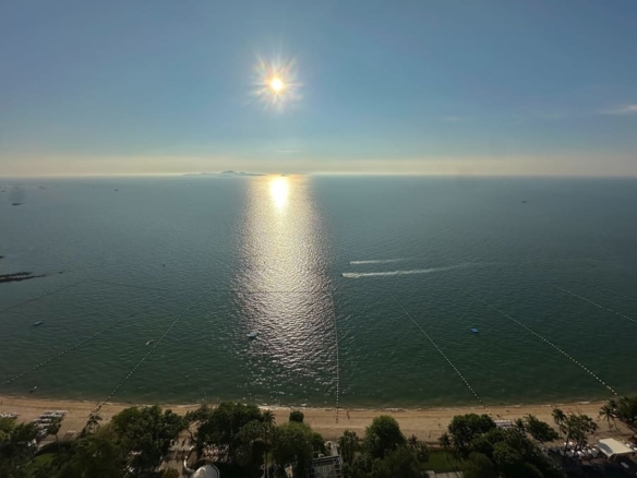 Zire Wongamat 再尔那歌，77平米1居室37楼壮丽海景