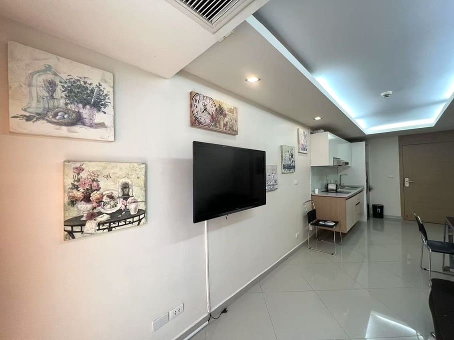 1BR Condo for Rent at City Garden Pattaya｜47 sqm｜3rd Floor｜City Views｜Near Walking Street