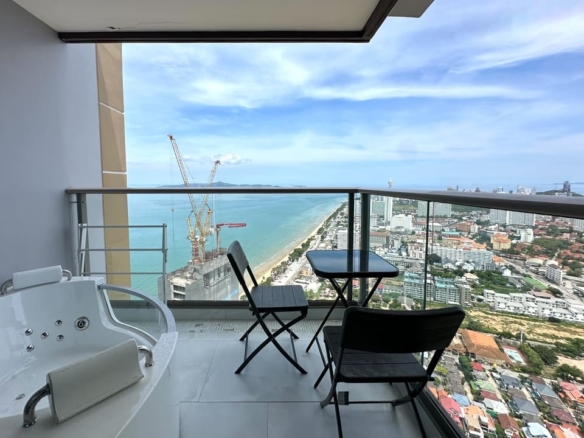 Copacabana Beach Jomtien, 39 sqm 1 bedroom 58th floor sea view