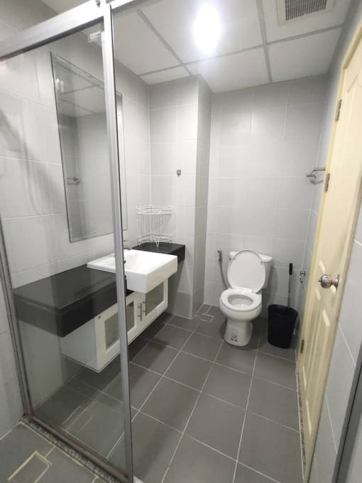 Studio Condo for Rent at Supalai Mare, Pattaya | 32 sqm | Partial Sea View