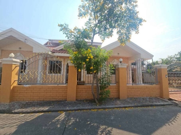 3BR Single-Storey Villa for Sale at Thanyawan Place Village, Central Pattaya | 340 sqm Land