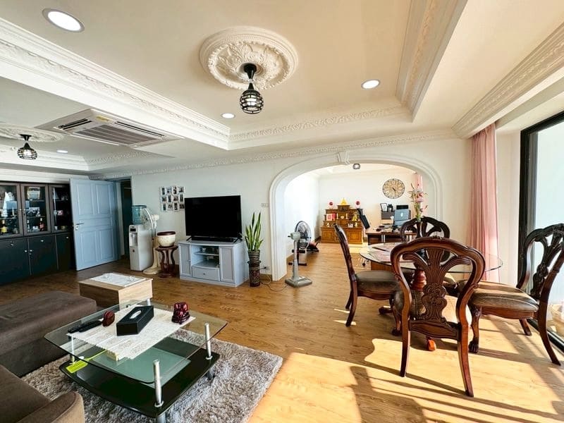 Metro Jomtien（迈特罗中天公寓）1居110㎡｜21楼｜壮丽海景｜中天海滩旁