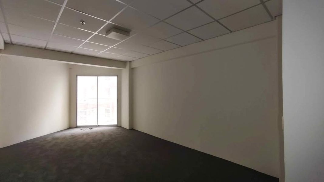 中天海滩公寓—Rimhad A3栋 开间30㎡｜8楼｜小片海景