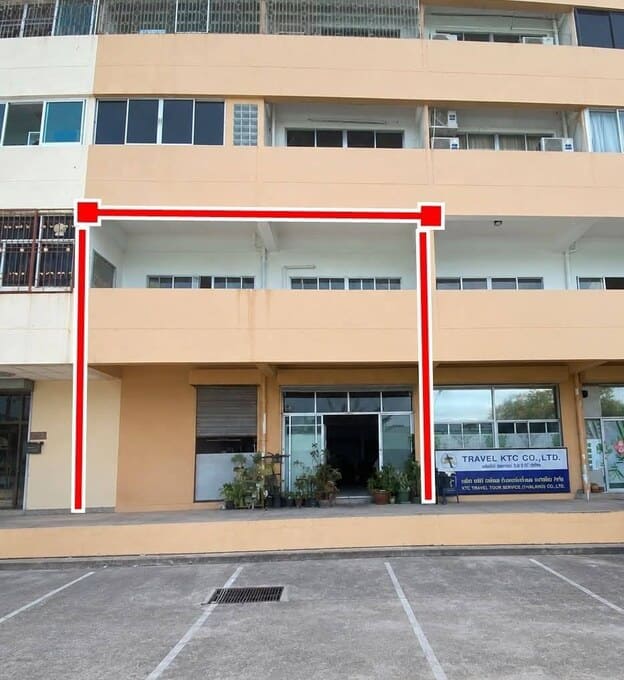 🔥 周末夜市商圈｜Keha Thepprasit（克哈公寓）双层商铺107㎡｜面向小区内