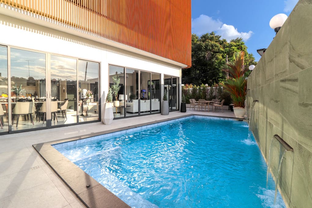 芭提雅南区 Aura City Center Pool Villa（奥拉市中心泳池别墅）8卧9卫｜房屋面积600㎡｜近步行街