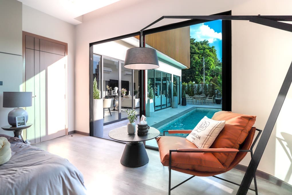 芭提雅南区 Aura City Center Pool Villa（奥拉市中心泳池别墅）8卧9卫｜房屋面积600㎡｜近步行街