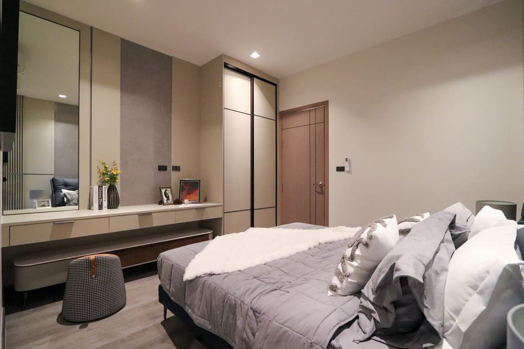 芭提雅南区 Aura City Center Pool Villa（奥拉市中心泳池别墅）8卧9卫｜房屋面积600㎡｜近步行街