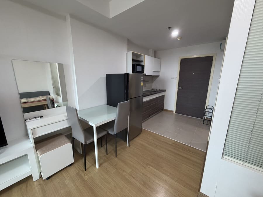 Studio Condo for Rent at Supalai Mare, Pattaya | 32 sqm | 31st Floor | Sea View