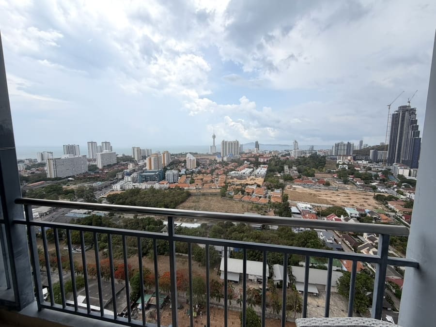 Studio Condo for Rent at Supalai Mare, Pattaya | 32 sqm | 31st Floor | Sea View