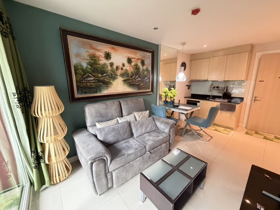 1BR Condo for Rent at Grande Caribbean, Pattaya | 37 sqm | Pool View