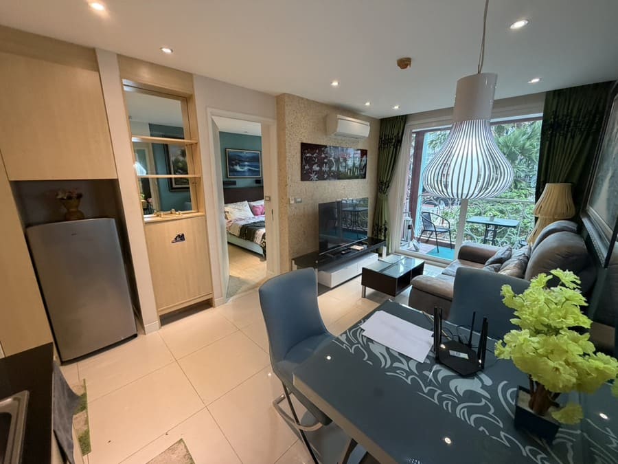 1BR Condo for Rent at Grande Caribbean, Pattaya | 37 sqm | Pool View