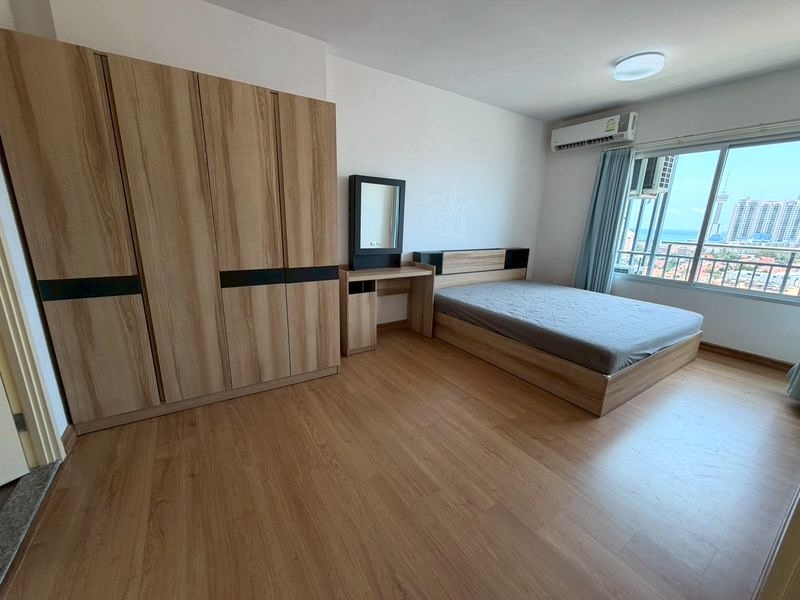 1BR Condo for Rent at Supalai Mare, Pattaya | 32 sqm | 19th Floor | Sea View