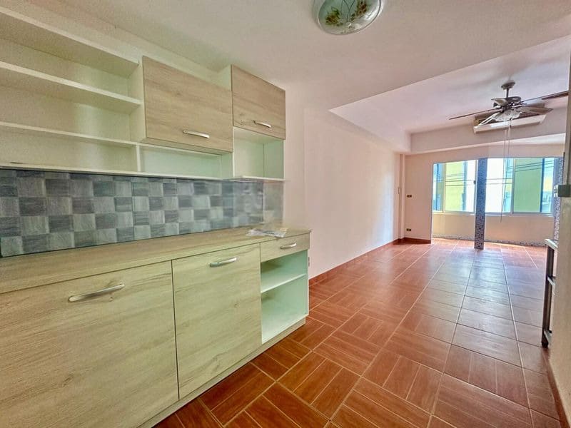Sweet Condo 2（甜蜜公寓2）开间32㎡｜3楼｜城市景｜靠近Yinyom海滩