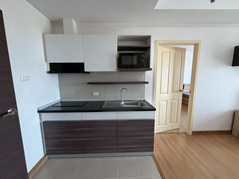 1BR Condo for Rent at Supalai Mare, Pattaya | 32 sqm | 19th Floor | Sea View