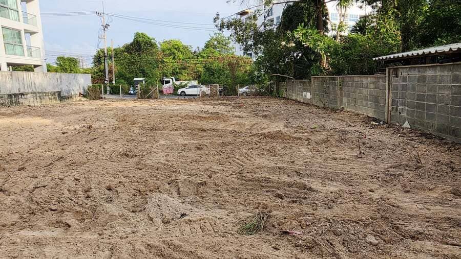 芭提雅帕山（Pratumnak Soi 5）土地｜800㎡｜距Yinyom海滩约300米