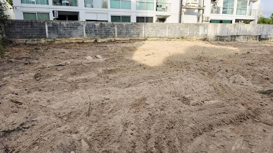 芭提雅帕山（Pratumnak Soi 5）土地｜800㎡｜距Yinyom海滩约300米