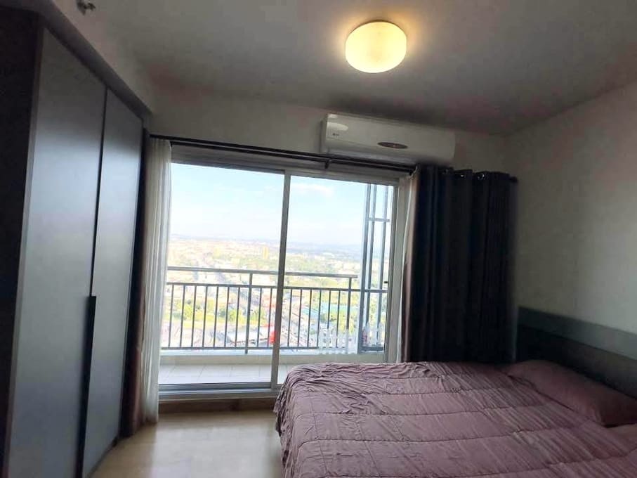 Supalai Mare（苏帕莱公寓）开间32㎡｜33楼｜局部海景｜水果批发市场旁