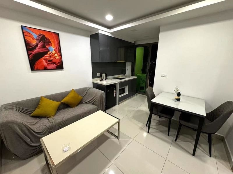 1BR Condo for Rent at Arcadia Beach Continental, Pattaya | 26 sqm | Building D | 7th Floor |Lagoon Pool（D706）