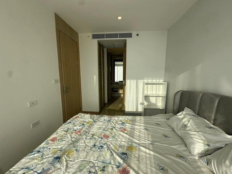 1BR Condo for Rent at The Riviera Jomtien, Pattaya | 35 sqm | 19th Floor | Sea View | Near Jomtien Beach   (19B06)