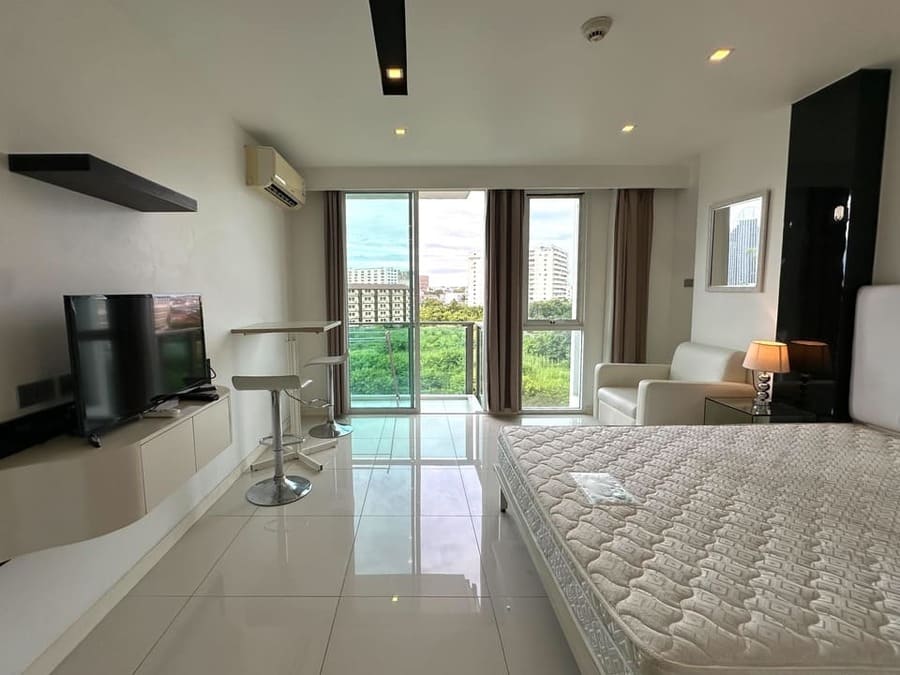 Studio Condo for Rent at City Center Residence (CCR), Pattaya | 25 sqm | 6th Floor | City View (A617)