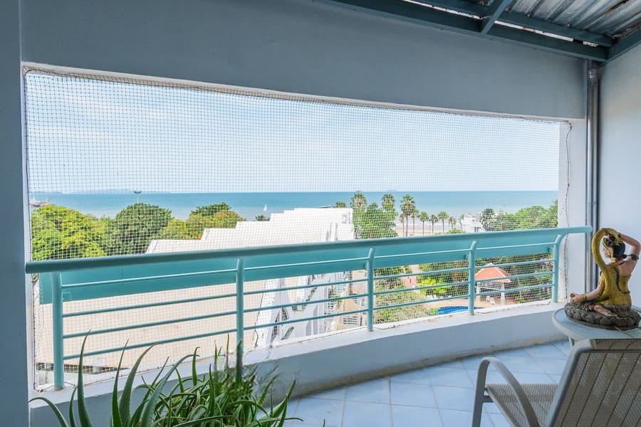 Metro Jomtien Condotel（迈特罗中天公寓）开间71㎡｜海景｜中天海滩旁